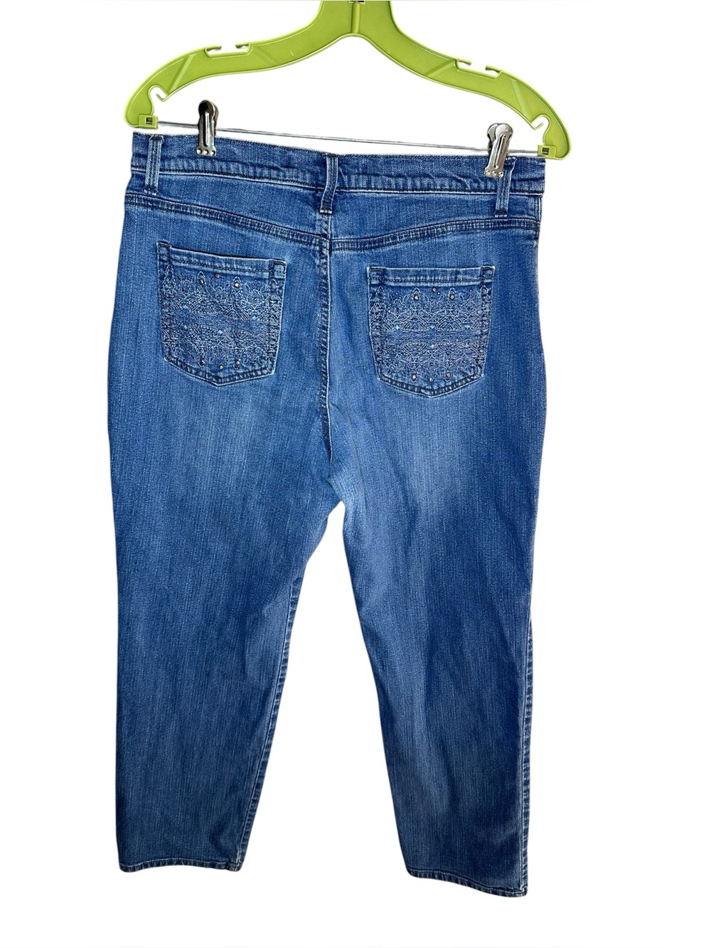 Gloria Vanderbilt Women's Amanda Jeans Size 12 - Picture 3 of 6